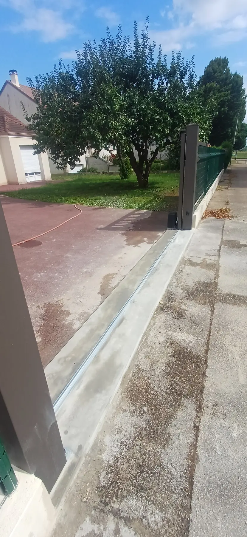 Aménagement d’un accès extérieur, réalisation DCP Constructions à Sens et dans l’Yonne